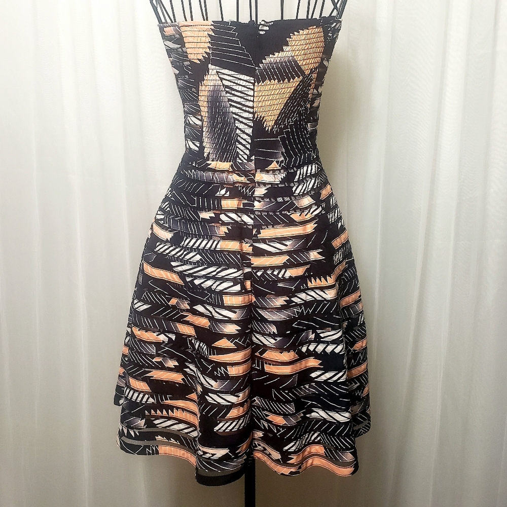 Parker Sz XS NWT Molly Strapless Geo Mini-Dress - Picture 6 of 15